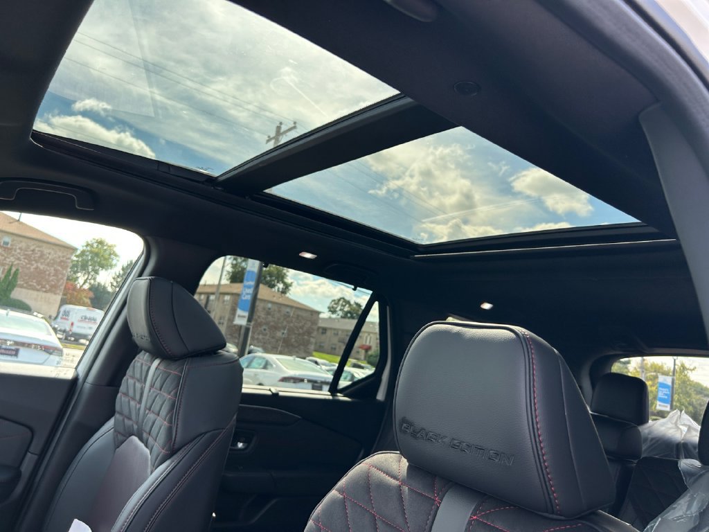 New 2026 Honda Pilot Black Edition image 25
