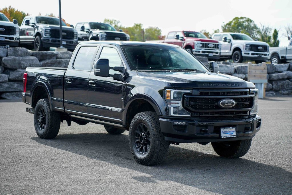 Used 2022 Ford F350 Lariat w/ Tremor Off-Road Package AWD/4WD image 3