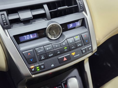 Used 2017 Lexus NX 200t AWD image 33