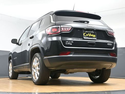 Used 2022 Jeep Compass Latitude AWD/4WD image 45