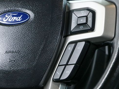 Used 2022 Ford F250 Lariat w/ Tremor Off-Road Package AWD/4WD image 15