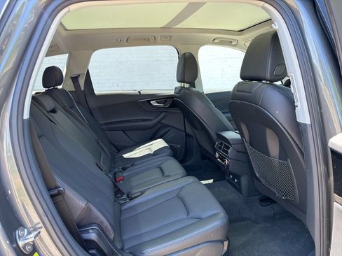 Used 2019 Audi Q7 3.0T Prestige w/ Prestige Package AWD/4WD image 10