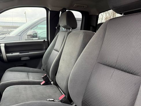 Used 2009 GMC Sierra 1500 SLE w/ Power Pack Plus AWD/4WD image 25