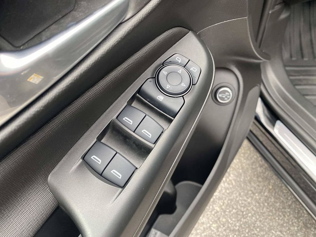 Used 2024 Buick Envista Avenir FWD image 18