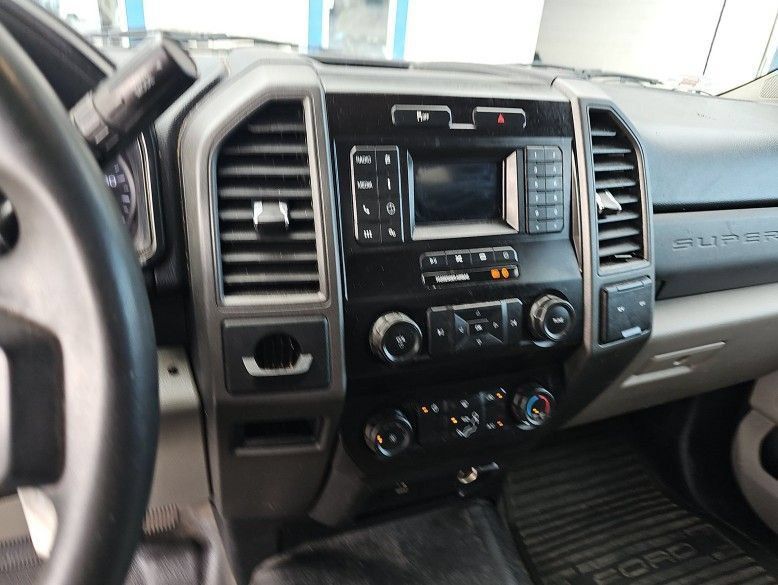 Used 2020 Ford F350 XL RWD image 10