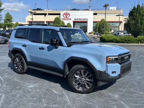 Used 2026 Toyota Land Cruiser w/ Premium Package AWD/4WD image 2
