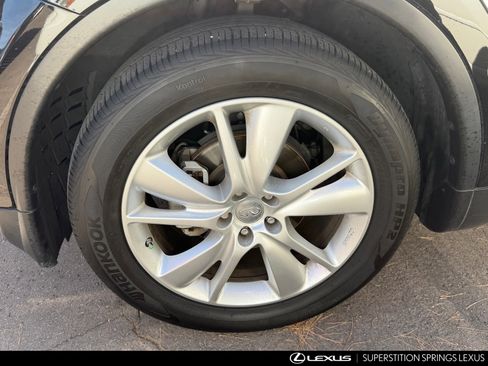 Used 2015 INFINITI QX70 2WD w/ Premium Package image 6