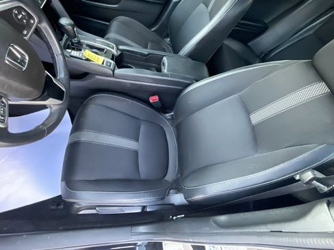 Used 2019 Honda Civic Sport image 15
