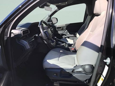Used 2024 Toyota Tacoma SR5 AWD/4WD image 16