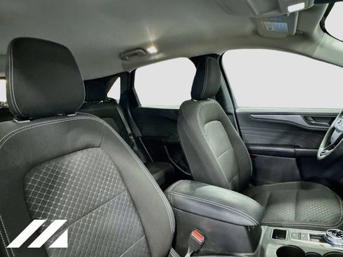 Used 2023 Ford Escape Active w/ Tech Pack #1 AWD/4WD image 27
