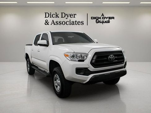 Used 2021 Toyota Tacoma SR image 9