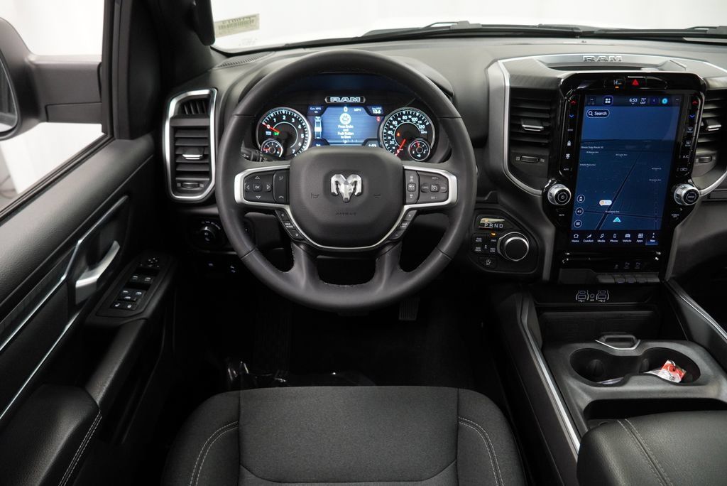 Used 2025 RAM 1500 Big Horn AWD/4WD image 21