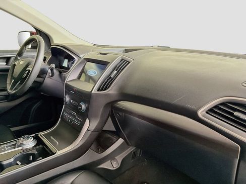 Used 2020 Ford Edge SEL w/ Convenience Package FWD image 28
