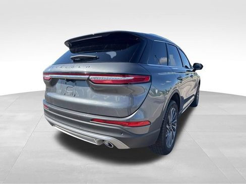 Used 2023 Lincoln Corsair Reserve AWD/4WD image 13