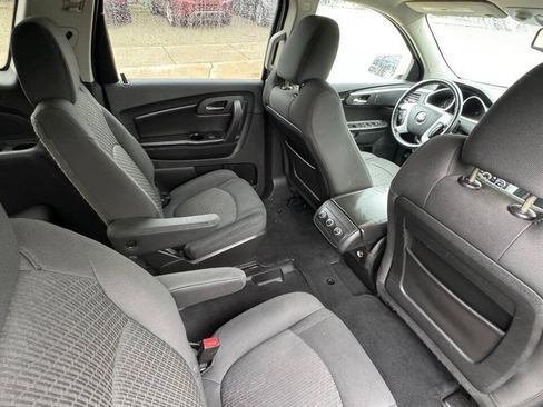 Used 2011 Chevrolet Traverse LT w/ LPO, 'HIT The Road' Package AWD/4WD image 17