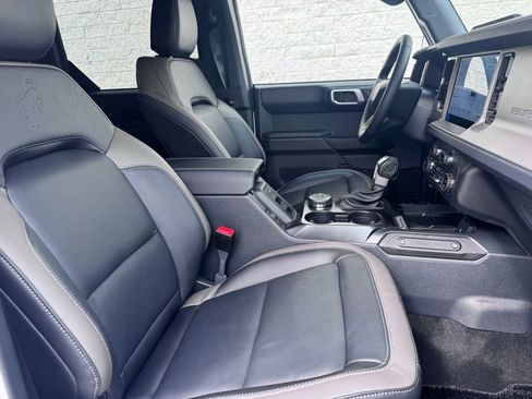 New 2026 Ford Bronco Outer Banks AWD/4WD image 17