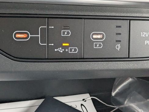 New 2027 Kia Carnival EX FWD image 25