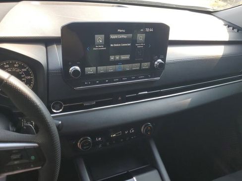 Used 2023 Mitsubishi Outlander SE image 26