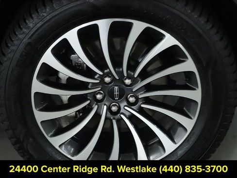 Certified 2023 Lincoln Aviator Reserve w/ Elements Package Plus image 10