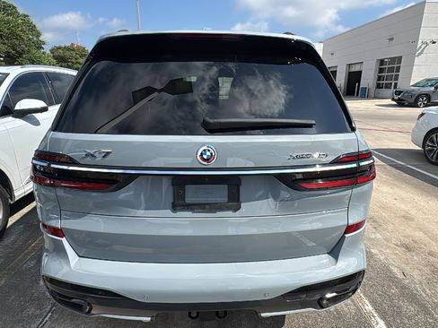 Used 2023 BMW X7 xDrive40i AWD/4WD image 5