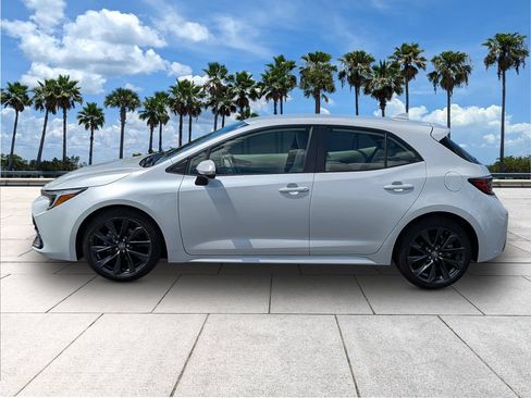 Used 2024 Toyota Corolla XSE FWD image 5