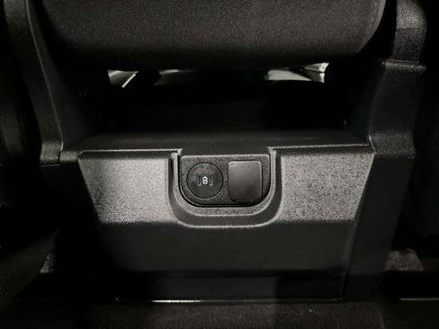 Used 2025 Ford F250 XLT AWD/4WD image 55