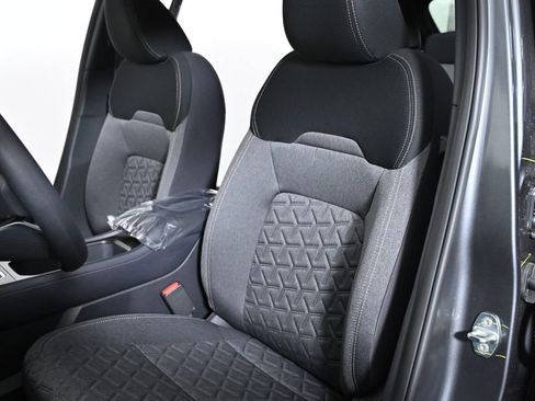 New 2026 Nissan Kicks SV w/ SV Premium Package image 18