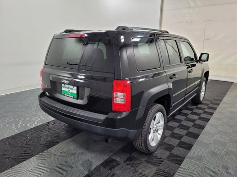Used 2014 Jeep Patriot Sport w/ Power Value Group AWD/4WD image 9