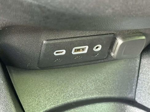 Used 2020 Chevrolet Malibu RS image 17