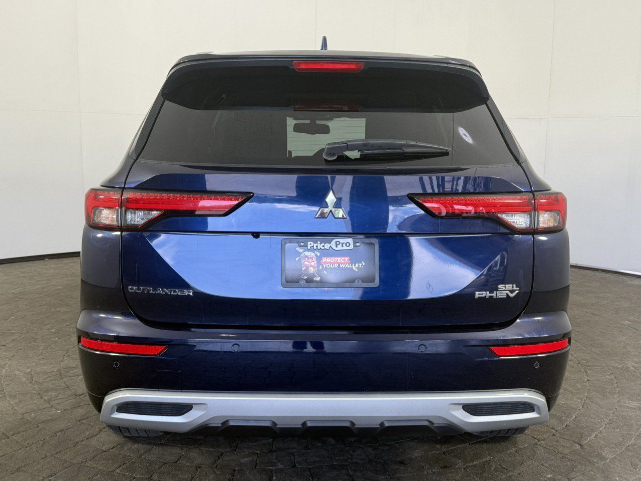 Used 2025 Mitsubishi Outlander SEL AWD/4WD image 6