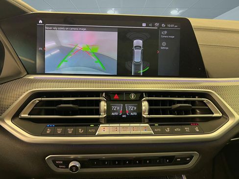 Used 2022 BMW X5 xDrive40i w/ M Sport Package AWD/4WD image 28