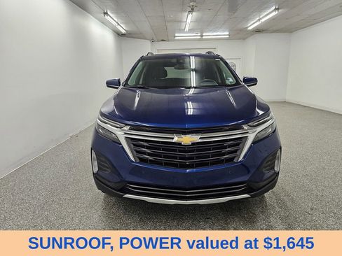 Used 2023 Chevrolet Equinox LT image 2
