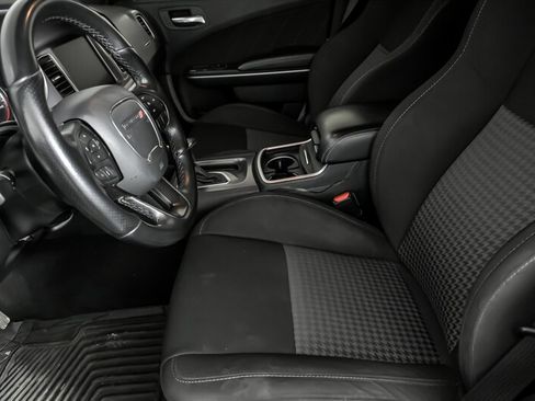 Used 2022 Dodge Charger GT image 17