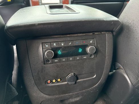 Used 2012 Chevrolet Tahoe LTZ image 16