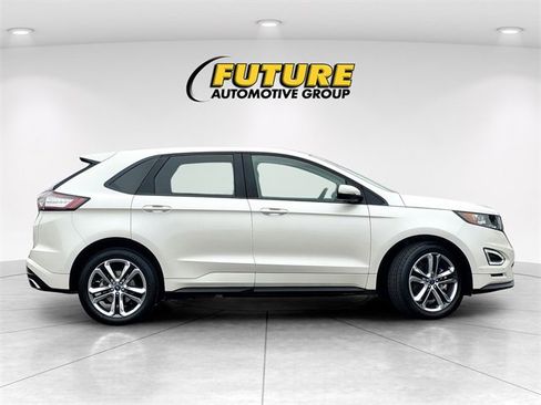 Used 2018 Ford Edge Sport w/ Equipment Group 401A image 3