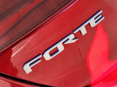 Certified 2024 Kia Forte LXS image 9