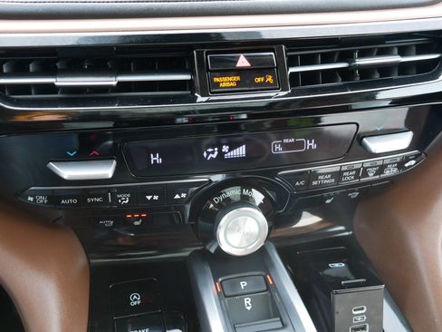 Certified 2024 Acura MDX SH-AWD w/ Technology Package image 23