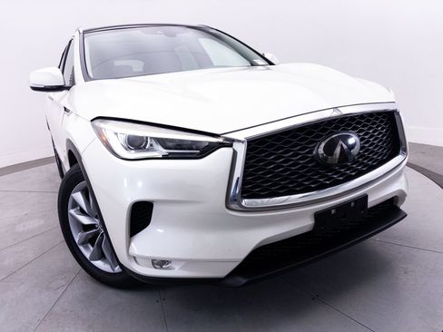 Used 2019 INFINITI QX50 Luxe w/ Cargo Package FWD image 4
