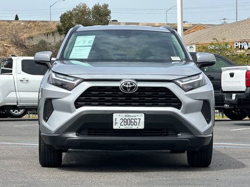 Used 2025 Toyota RAV4 XLE AWD/4WD image 7