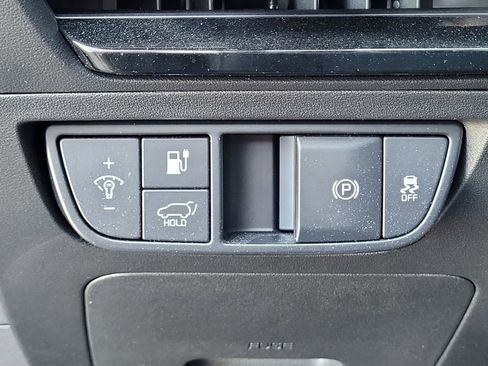 Used 2024 Kia EV6 Wind w/ Wind Technology Package image 11