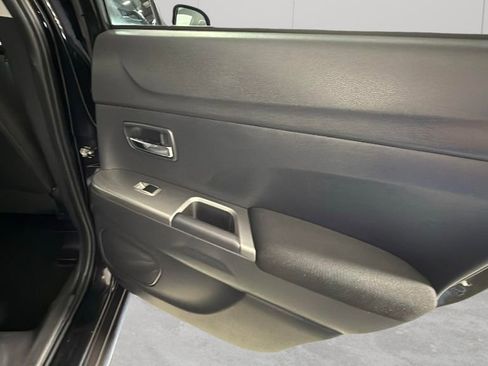 Used 2021 Mitsubishi Outlander Sport SE image 48