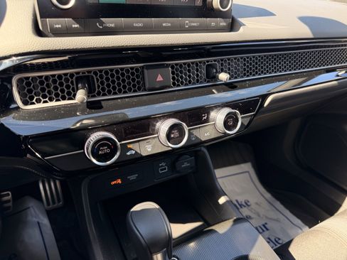 Certified 2024 Honda Civic Sport image 24