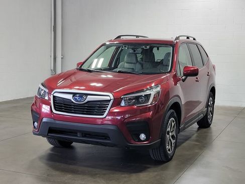 Used 2021 Subaru Forester Premium AWD/4WD image 2