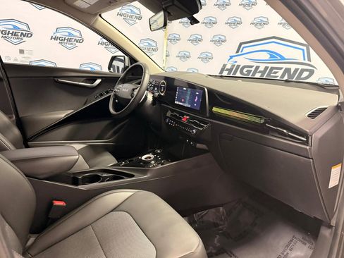 Used 2023 Kia Niro Wind image 27