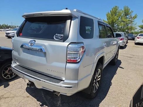 Used 2021 Toyota 4Runner Limited AWD/4WD image 4