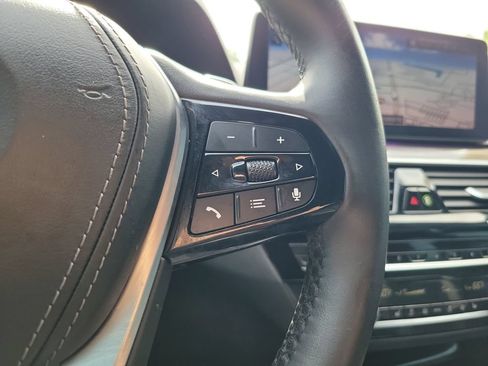 Used 2021 BMW 530i w/ Convenience Package RWD image 23