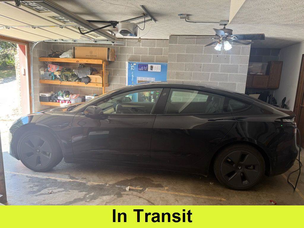 Used 2021 Tesla Model 3 Standard Range Plus RWD image 1