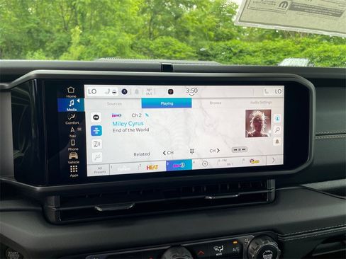 New 2025 Jeep Wrangler Sahara image 17