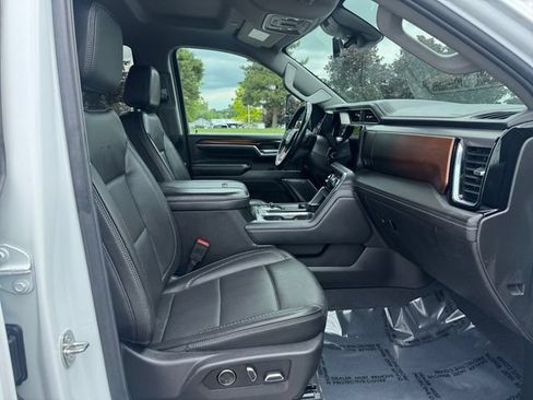 Used 2024 GMC Sierra 2500 Denali w/ Technology Package AWD/4WD image 17