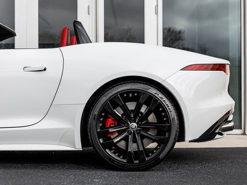 Used 2024 Jaguar F-TYPE R-Dynamic image 9